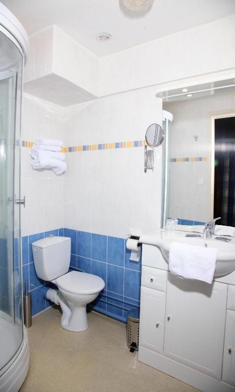 Hotel Le Renaissance Aurillac Habitación foto